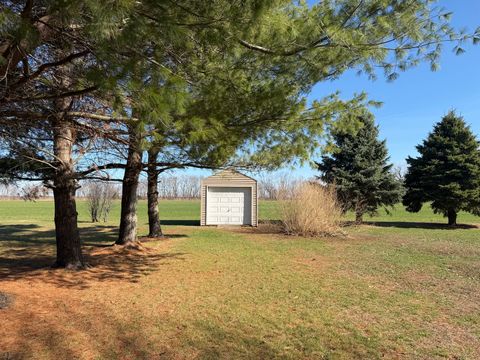 Tiny photo for 20922 Cattail Road, Fulton, IL 61252 (MLS # 12599698)
