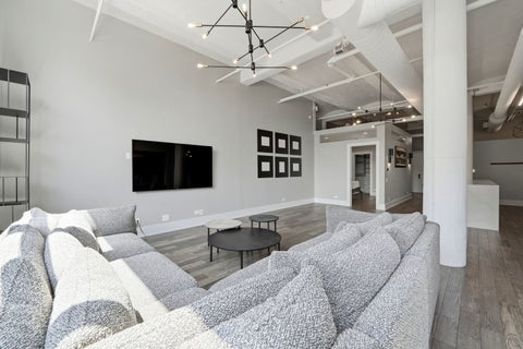 Tiny photo for 1000 W Washington Boulevard #406, Chicago, IL 60607 (MLS # 12657871)
