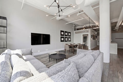 Tiny photo for 1000 W Washington Boulevard #406, Chicago, IL 60607 (MLS # 12657871)