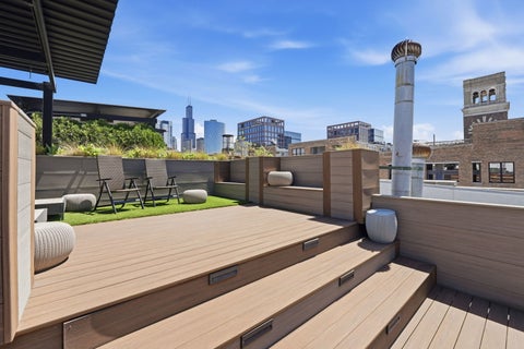 Tiny photo for 1000 W Washington Boulevard #406, Chicago, IL 60607 (MLS # 12657871)