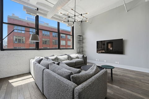 Tiny photo for 1000 W Washington Boulevard #406, Chicago, IL 60607 (MLS # 12657871)