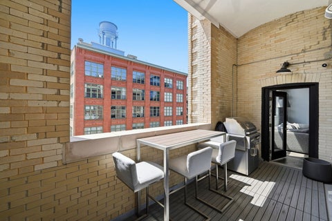Tiny photo for 1000 W Washington Boulevard #406, Chicago, IL 60607 (MLS # 12657871)