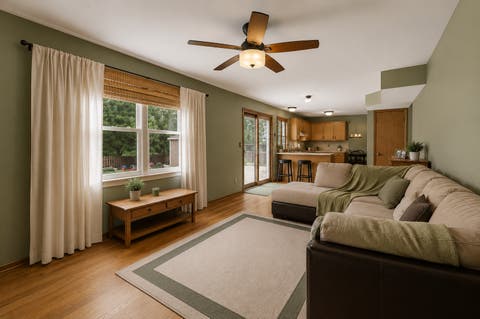Tiny photo for 684 Regent Drive, Crystal Lake, IL 60014 (MLS # 12665186)