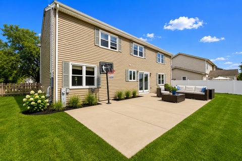 Tiny photo for 684 Regent Drive, Crystal Lake, IL 60014 (MLS # 12665186)