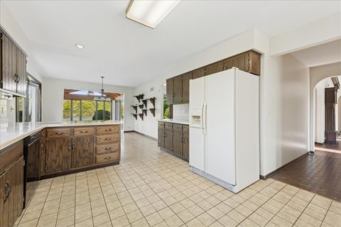 Tiny photo for 59 Watergate Drive, South Barrington, IL 60010 (MLS # 12489489)