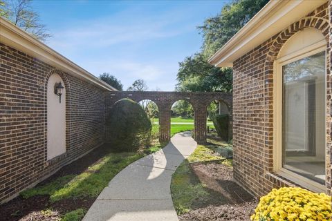 Tiny photo for 59 Watergate Drive, South Barrington, IL 60010 (MLS # 12489489)