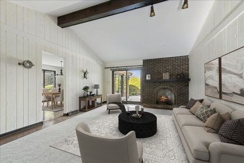 Tiny photo for 59 Watergate Drive, South Barrington, IL 60010 (MLS # 12489489)