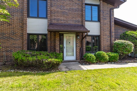Tiny photo for 1119 Deerfield Place, Highland Park, IL 60035 (MLS # 12699445)