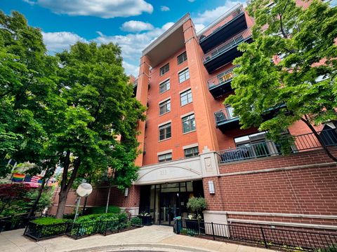 333 N Jefferson Street 307 Chicago IL 60661