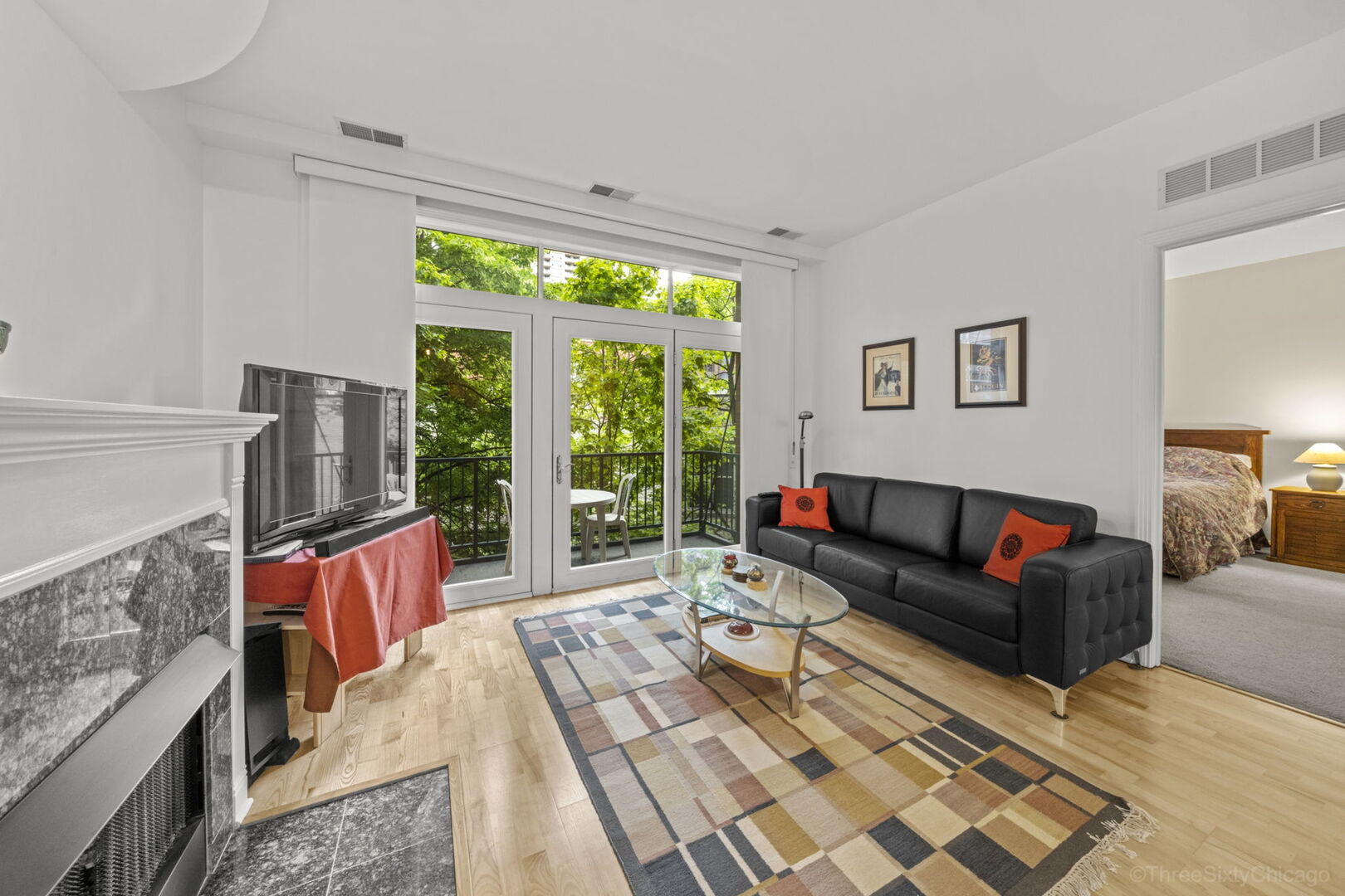 333 N Jefferson Street 307