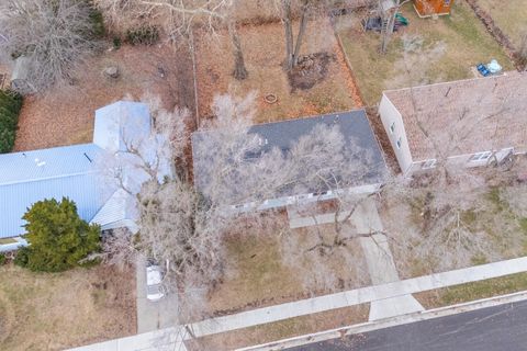 Tiny photo for 221 Meadowbrook Drive, Bloomington, IL 61701 (MLS # 12546518)