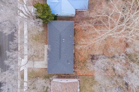 Tiny photo for 221 Meadowbrook Drive, Bloomington, IL 61701 (MLS # 12546518)