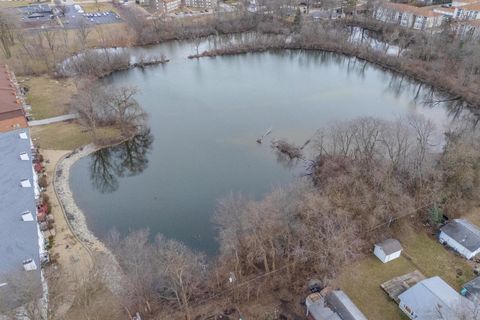 Tiny photo for 221 Meadowbrook Drive, Bloomington, IL 61701 (MLS # 12546518)