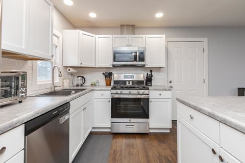 Tiny photo for 221 Meadowbrook Drive, Bloomington, IL 61701 (MLS # 12546518)