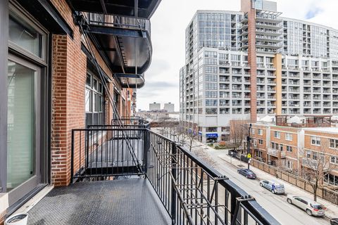 Tiny photo for 1503 S State Street #403, Chicago, IL 60605 (MLS # 12500905)