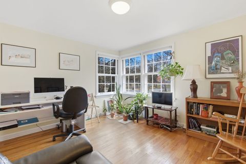 Tiny photo for 414 Barton Avenue, Evanston, IL 60202 (MLS # 12678575)