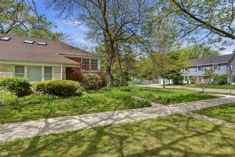 Photo of 414 Barton Avenue, Evanston, IL 60202 (MLS # 12678575)