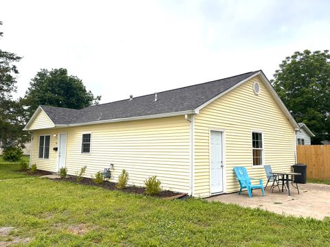 Tiny photo for 501 N 19th Street, Murphysboro, IL 62966 (MLS # 12659341)