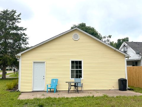 Tiny photo for 501 N 19th Street, Murphysboro, IL 62966 (MLS # 12659341)