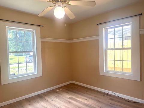 Tiny photo for 501 N 19th Street, Murphysboro, IL 62966 (MLS # 12659341)