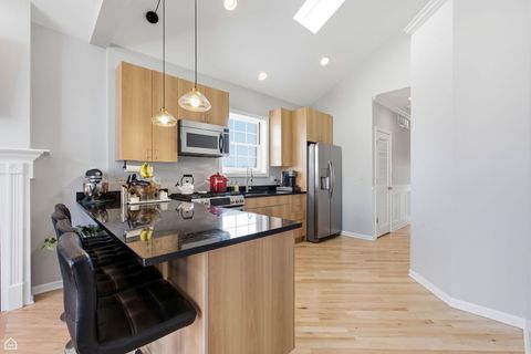 Tiny photo for 2249 W Foster Avenue #3, Chicago, IL 60625 (MLS # 12545852)