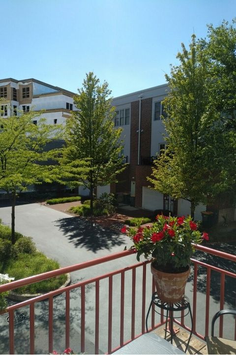 Tiny photo for 1853 Prairie Street, Glenview, IL 60025 (MLS # 12577410)