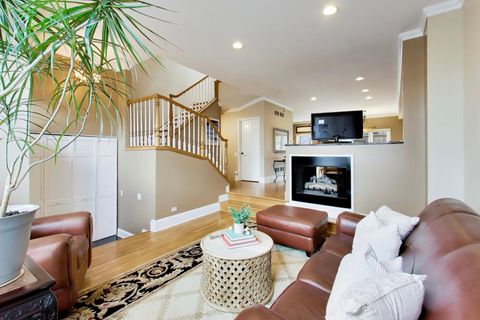 Tiny photo for 1853 Prairie Street, Glenview, IL 60025 (MLS # 12577410)