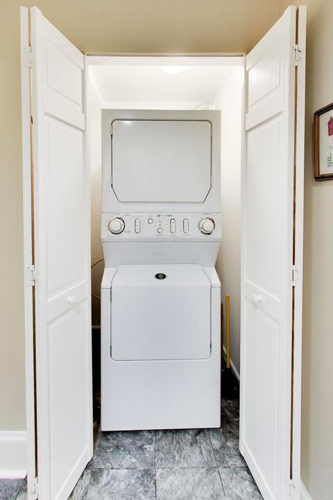 Tiny photo for 1853 Prairie Street, Glenview, IL 60025 (MLS # 12577410)