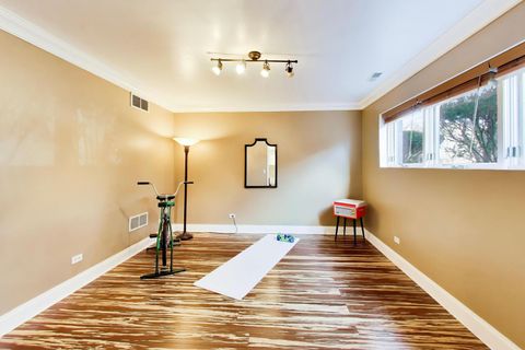 Tiny photo for 1853 Prairie Street, Glenview, IL 60025 (MLS # 12577410)