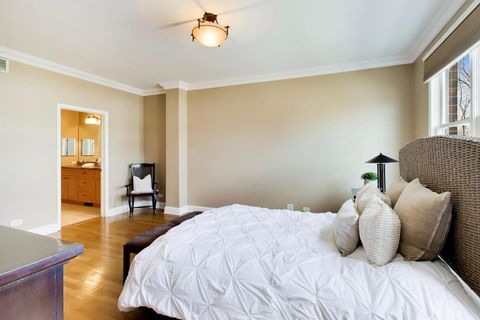 Tiny photo for 1853 Prairie Street, Glenview, IL 60025 (MLS # 12577410)