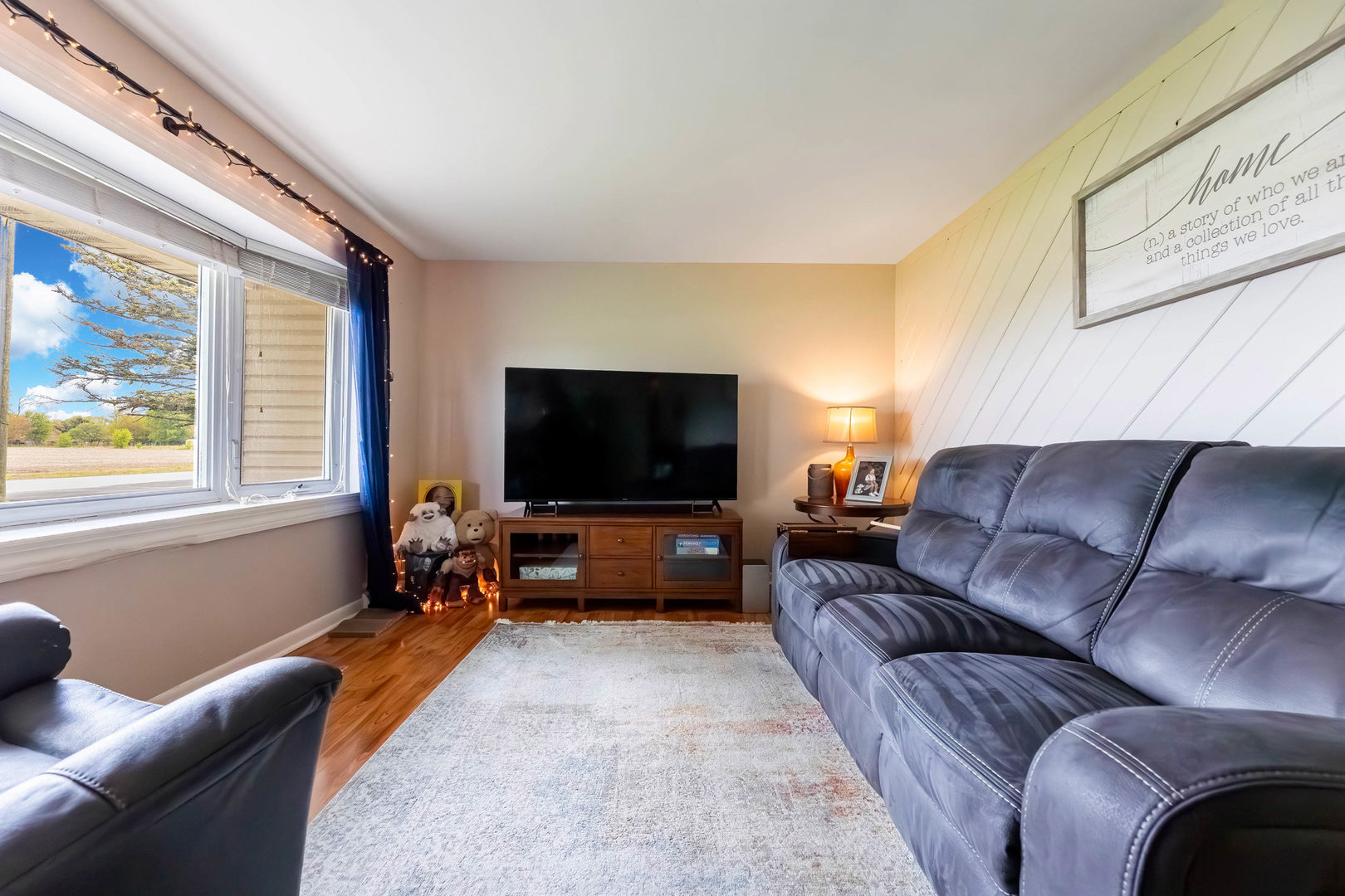 Properties 4 1400 Delaney Road