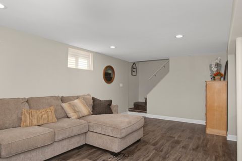 Tiny photo for 11046 S Ewing Avenue, Chicago, IL 60617 (MLS # 12594675)