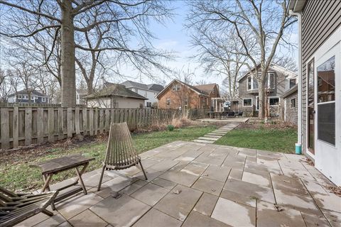Tiny photo for 1233 GLENCOE Avenue, Highland Park, IL 60035 (MLS # 12611334)
