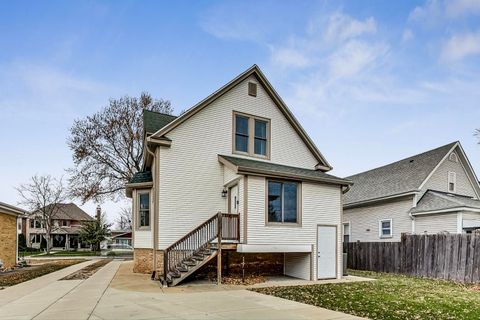 A home in Park Ridge