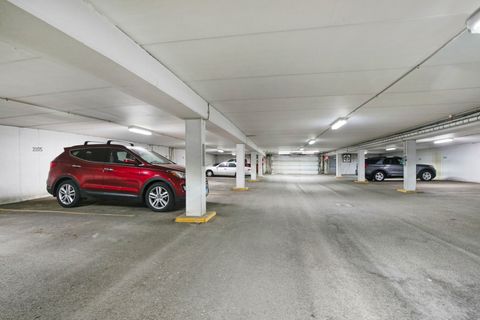 Tiny photo for 13200 W Heiden Circle #2105, Lake Bluff, IL 60044 (MLS # 12490336)