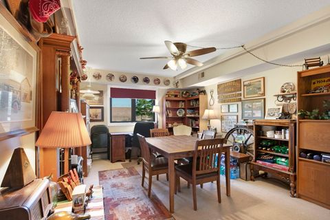 Tiny photo for 13200 W Heiden Circle #2105, Lake Bluff, IL 60044 (MLS # 12490336)