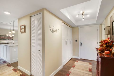 Tiny photo for 13200 W Heiden Circle #2105, Lake Bluff, IL 60044 (MLS # 12490336)