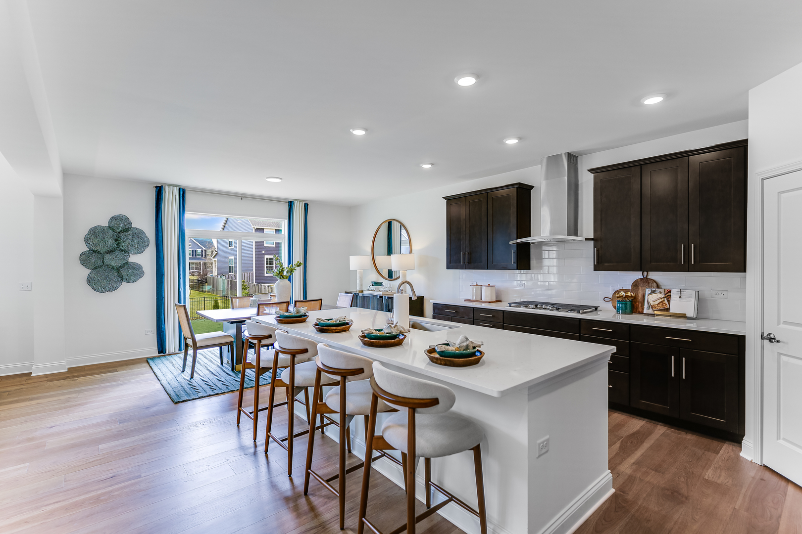 1853 Chandolin Lane