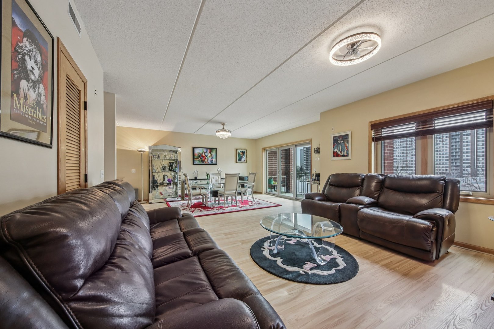 8727 W Bryn Mawr Avenue 307