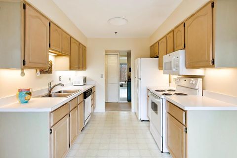 Tiny photo for 308 Happ Road #108, Northfield, IL 60093 (MLS # 12595697)