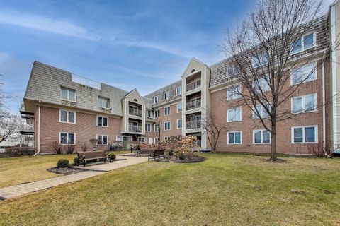 Tiny photo for 308 Happ Road #108, Northfield, IL 60093 (MLS # 12595697)