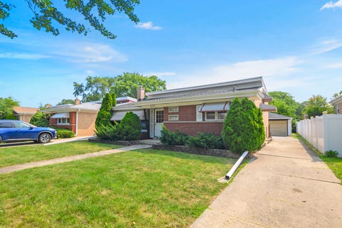Tiny photo for 10525 S Kildare Avenue, Oak Lawn, IL 60453 (MLS # 12717405)