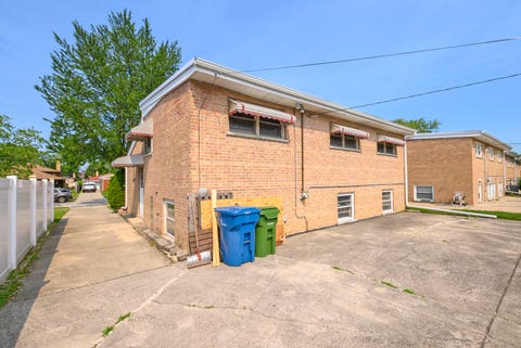 Tiny photo for 10525 S Kildare Avenue, Oak Lawn, IL 60453 (MLS # 12717405)