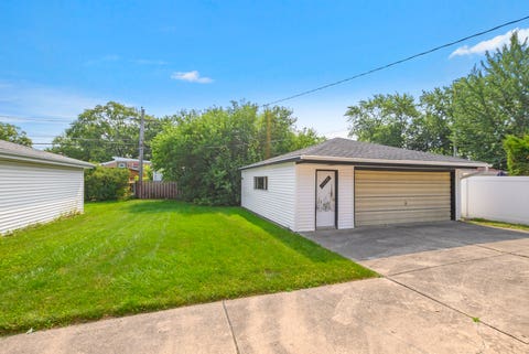 Tiny photo for 10525 S Kildare Avenue, Oak Lawn, IL 60453 (MLS # 12717405)