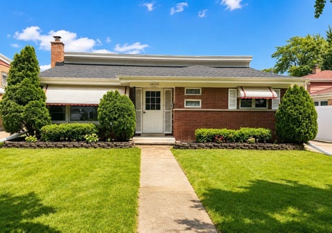 Photo of 10525 S Kildare Avenue, Oak Lawn, IL 60453 (MLS # 12717405)