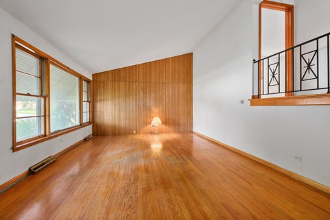 Tiny photo for 10525 S Kildare Avenue, Oak Lawn, IL 60453 (MLS # 12717405)