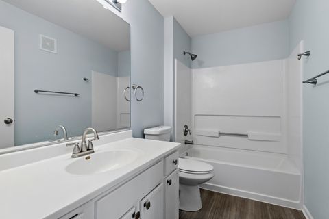 Tiny photo for 1009 Silverstone Drive #1009, Carpentersville, IL 60110 (MLS # 12597909)