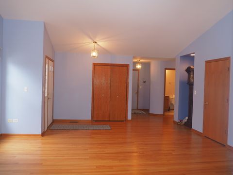 Tiny photo for 11904 Somerset Road, Orland Park, IL 60467 (MLS # 12562301)