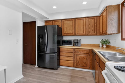Tiny photo for 468 Valley Drive #300, Naperville, IL 60563 (MLS # 12698690)