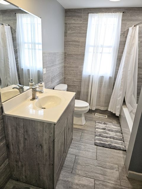 Tiny photo for 4054 Fern Avenue, Lyons, IL 60534 (MLS # 12487617)